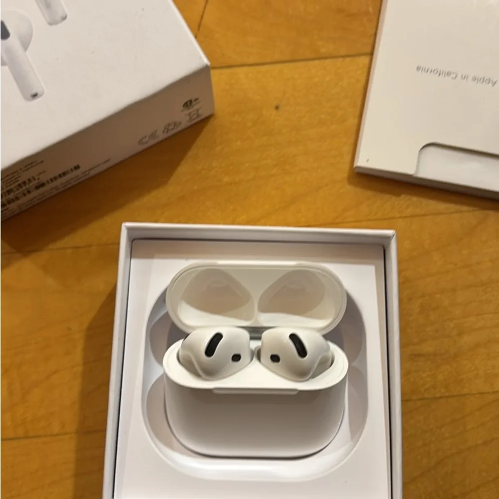 AirPods Generation 3 with custom Charging Case